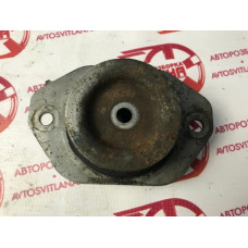 Подушка двигателя Opel Vivaro 2007-2014 91167992